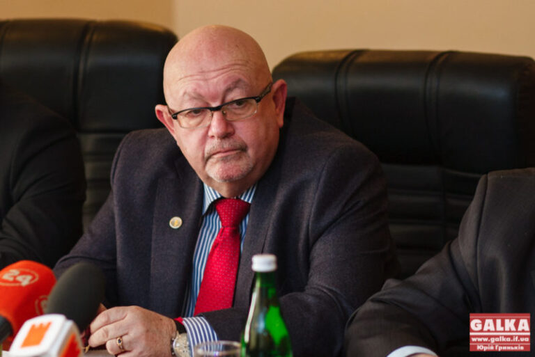 Права людини в нашій країні мають бути обмежені, – юрист Павло Фріс