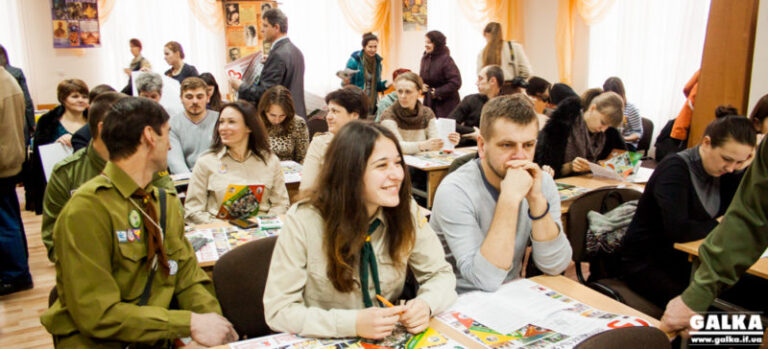 “Пласт” поділиться досвідом патріотичного виховання з навчальними закладами області (ФОТО)