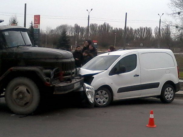 У Франківську ДТП, одна людина в лікарні (ФОТО)