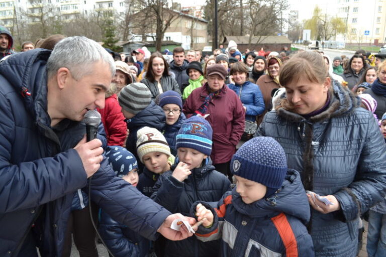 Магазин «Тростянецький» провів традиційний розіграш подарунків (ФОТО)