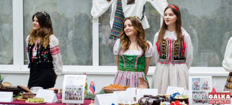 У Франківську презентували кухню Угорщини, Чехії, Сербії та інших країн (ФОТО)