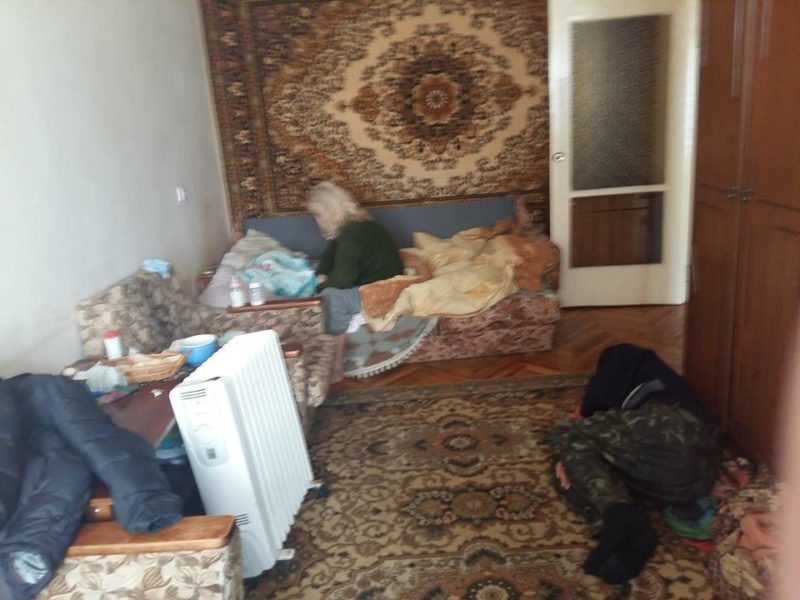 В Івано-Франківську через батьків-пияків до лікарні потрапила малолітня дитина (ФОТО)