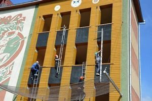 Героїв-пожежних Прикарпаття вшанували змаганням з пожежно-прикладного спорту