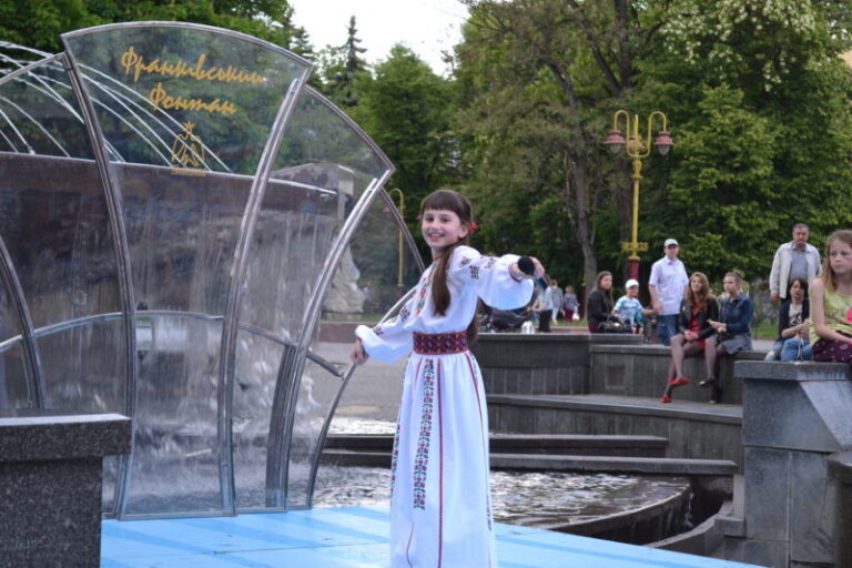Розпочато нову сторінку «Франківського фонтану» (ФОТО)