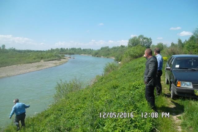 На Прикарпатті виявлено розмиття дамб (ФОТО)
