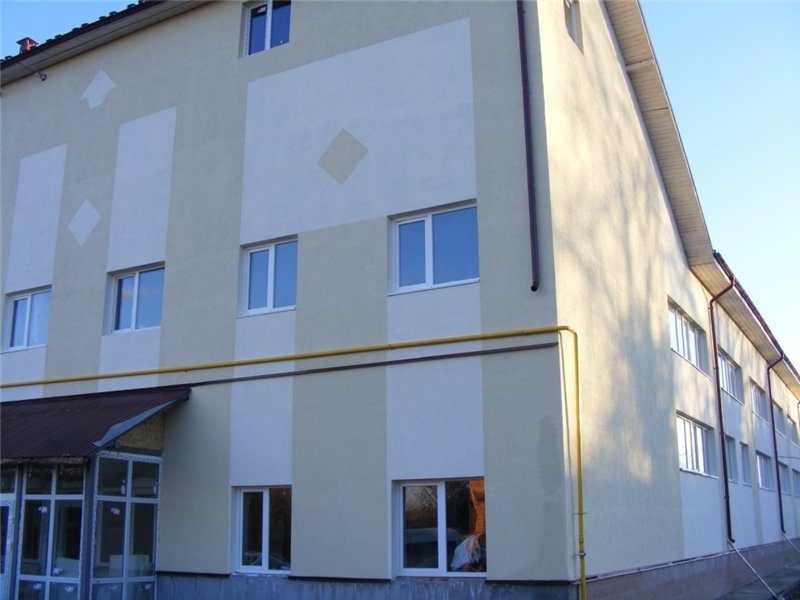 У Тлумацькому районі триває будівництво дитячого садка