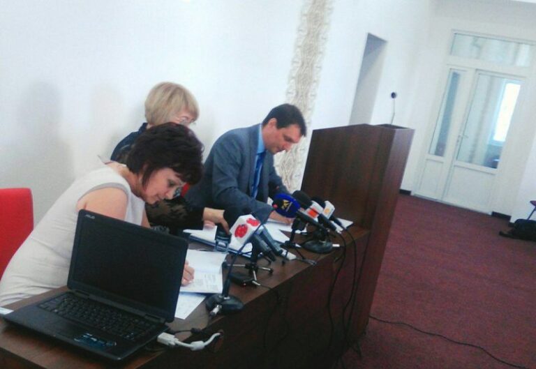 В області об’єднують зусилля проти нелегальної зайнятості
