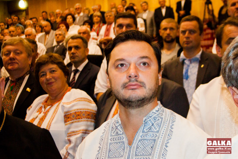 Прикарпатський нардеп активно користується службовим автотранспортом Верховної Ради