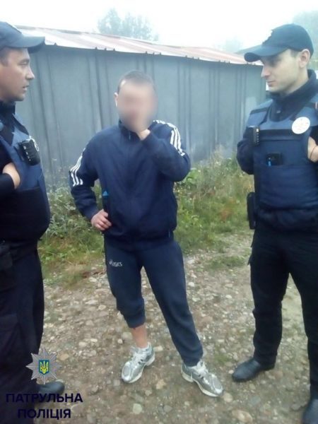 Патрульні затримали розбійника, який напав на вагітну, та двох чоловіків, які побили перехожого