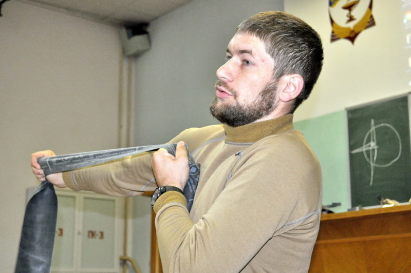 Франківським студентам розказали, як надають екстрену меддопомогу в зоні АТО (ФОТО)