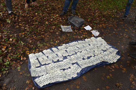 Подробиці хабара року: затримали голову обласного фонду держмайна
