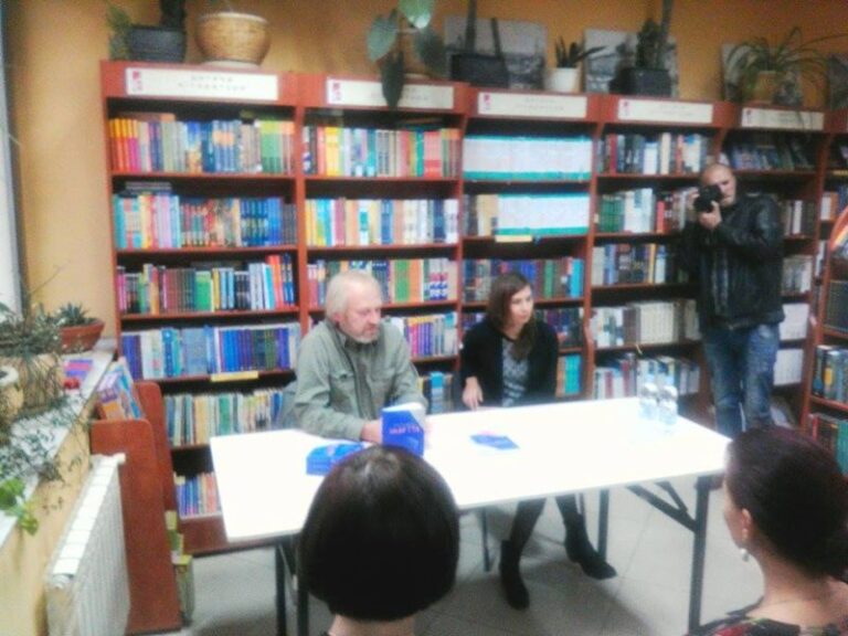 “Мені було важливо показати, якою була Україна”. Таня Малярчук представила франківцям новий роман “Забуття”