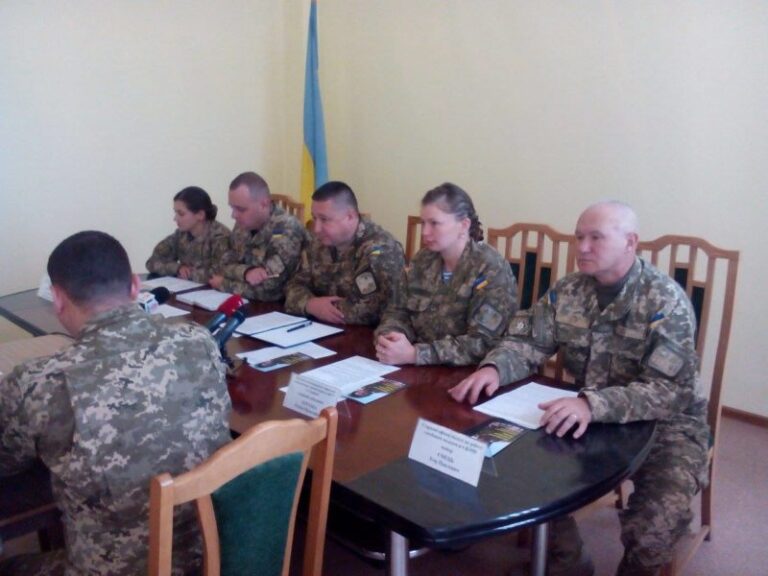 У 2016 контракт зі Збройними силами уклали вже понад 800 прикарпатців