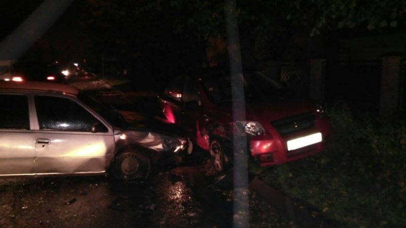 У Долині п’яний чоловік в камуфляжі на машині з номерами “Айдар” вчинив ДТП (ФОТО, ВІДЕО)