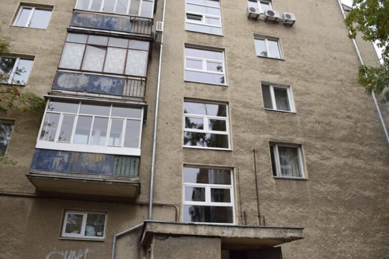 У двох франківських багатоповерхівках замінили вікна (ФОТО)
