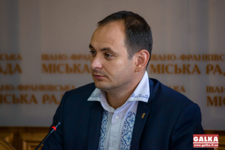 У Варшаві біля пам’ятника Шевченка трава була непокошена, – Марцінків