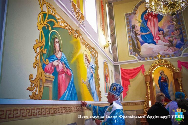 Новозбудований храм освятили у Калуському районі (ФОТО)