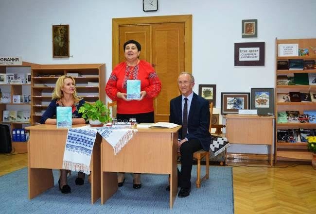 Чим жили франківці сотню років тому – науковці презентували монографію «Музичне і театральне  життя Станіславова»