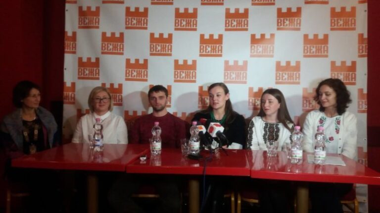 “Спадок нації”: у Франківську презентували фільм про особливе призначення вишиванки (ВІДЕО)