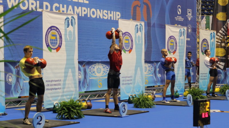 Студенти франківського вишу вибороли нагороди на чемпіонаті світу з гирьового спорту (ФОТО)