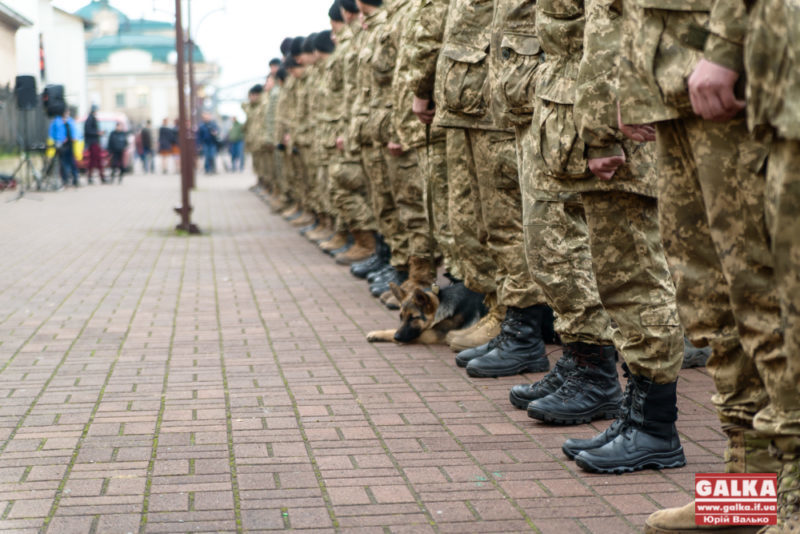 Воїни АТО відзняли кліп на повстанську пісню “Три браття з Прикарпаття” (ВІДЕО)