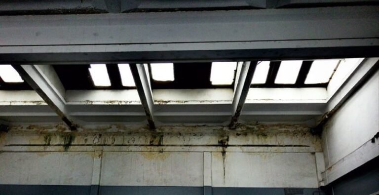 У КЕПі пояснюють жахливий стан приміщень поганим проектом і браком грошей