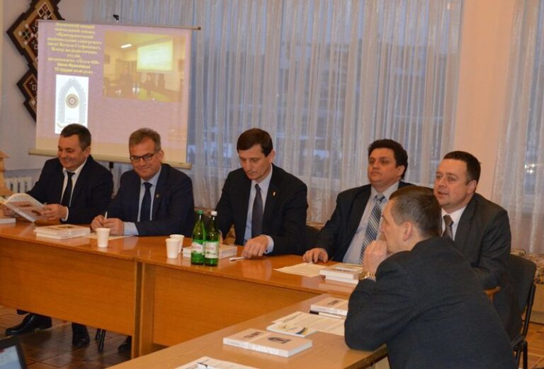 Реанімувати Давній Галич планують франківські науковці та представники влади
