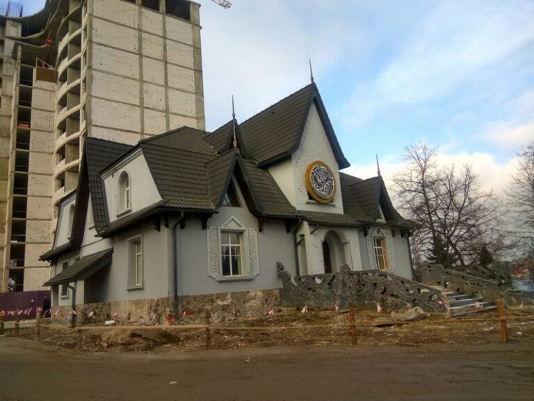 Франківці занепокоєні, що ще одна пам’ятка архітектури міста може зруйнуватися