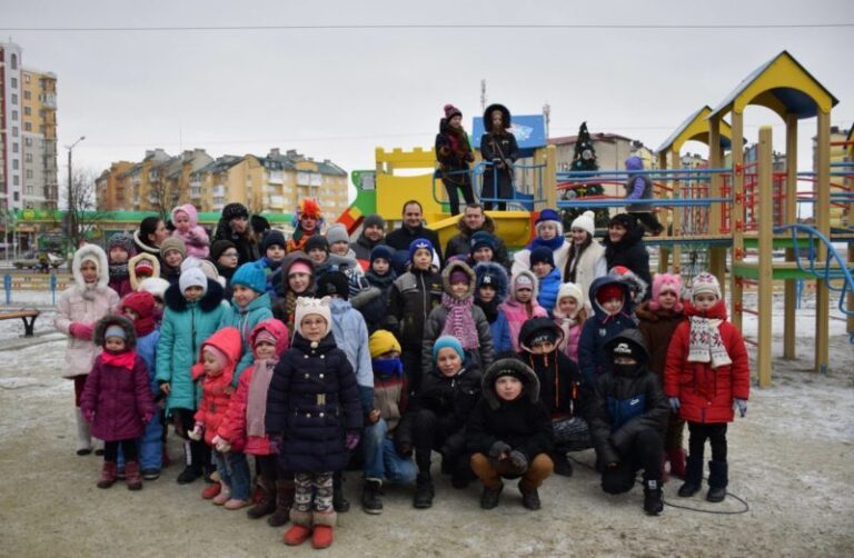 “Зимову завірюху” влаштували для юних мешканців БАМу (ФОТО)