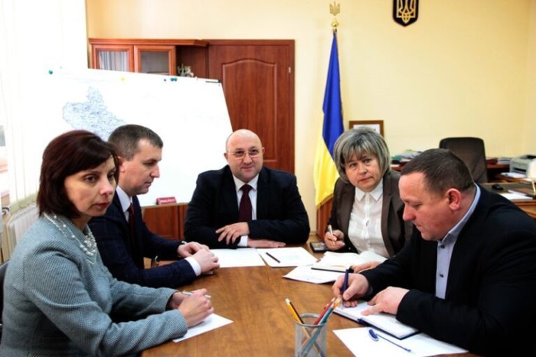 Чехи можуть допомогти збудувати на Прикарпатті підприємство, де перероблятимуть сміття