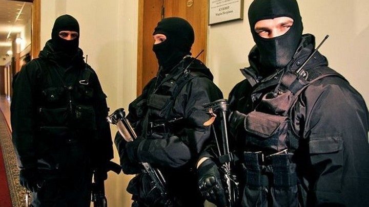 У приміщенні НАЗК проводять обшук