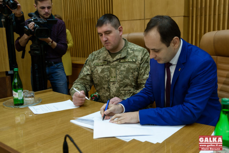 Івано-Франківськ взяв під опіку 10-ту окрему гірсько-штурмову бригаду (ФОТО)