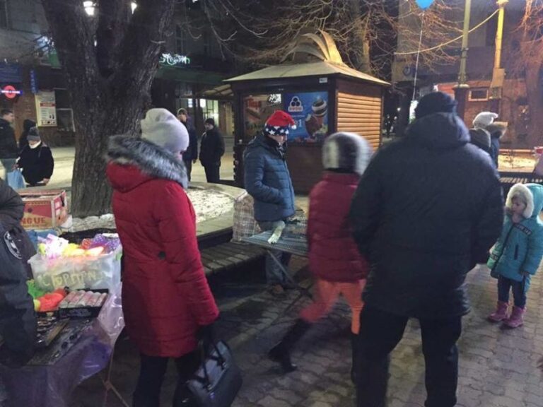 Працівники муніципальної інспекції з благоустрою відпрацювали рейд у новорічну ніч (ФОТО)
