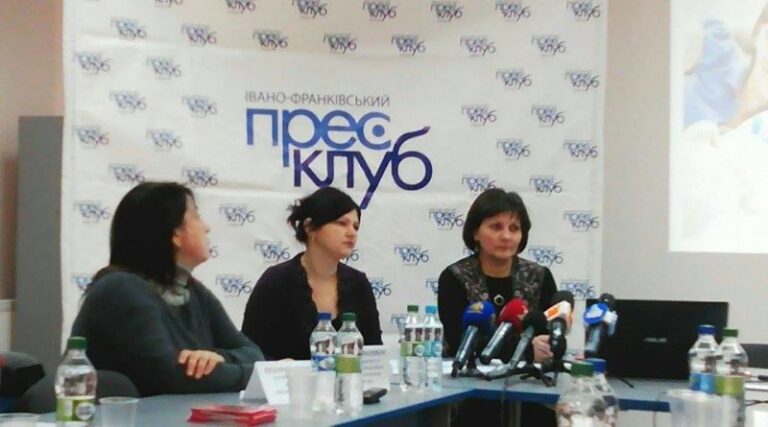 Як на матерів і дітей вплине неприйняття державної програми з репродуктивного здоров’я, міркували івано-франківські медики