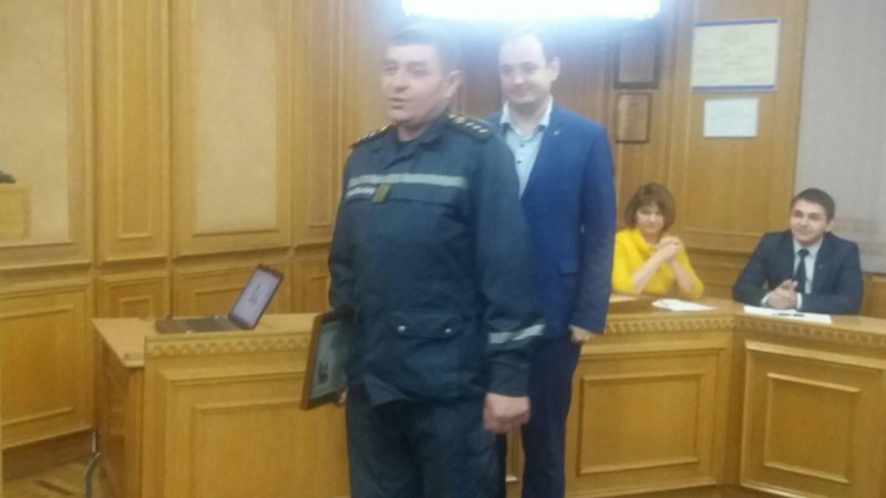 Нагородили франківських рятувальників, які під час пожежі врятували 7 людей (ФОТОФАКТ)