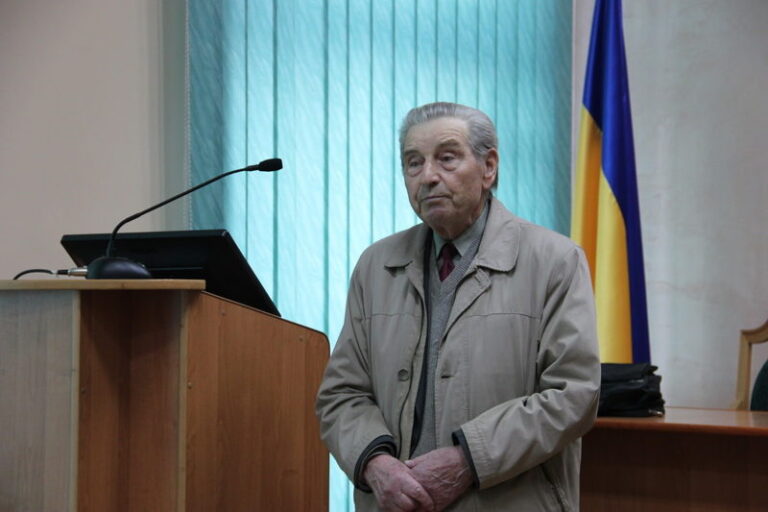 Ветеран ОУН-УПА розповів франківським студентам, як таємно носив картоплю політв’язням