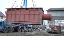 Литовська компанія розпочала встановлення  котла на біопаливі на Тролейбусній