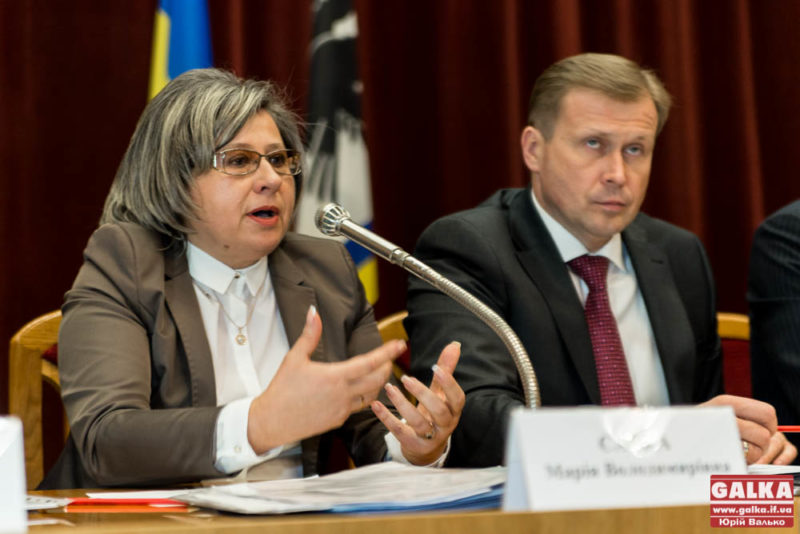 Мені комфортно з нею працюється, – Гончарук про заступницю, яку він не обирав