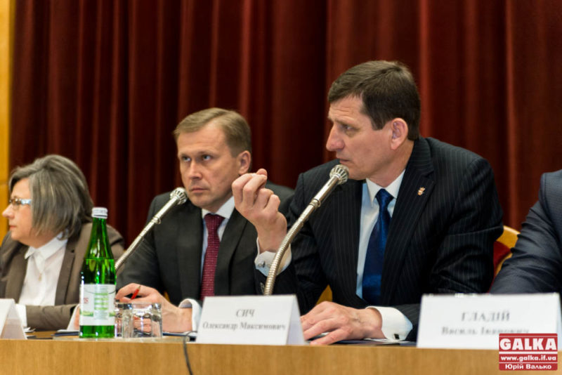 На Прикарпатті величезна проблема із кваліфікованими кадрами, – чиновниця