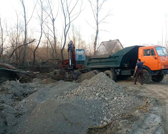 Незаконне видобування гравію зафіксували на Коломийщині (ФОТО)