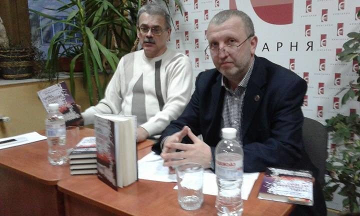 Франківський викладач переклав бестселер французького автора