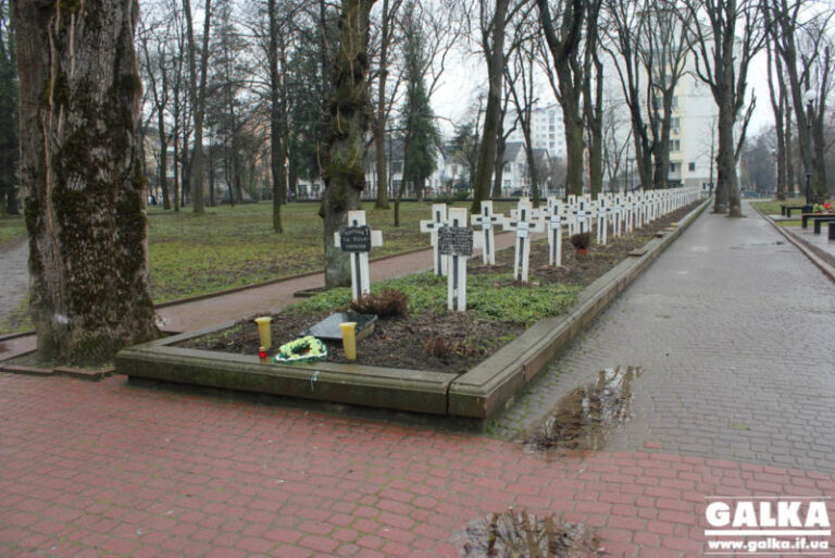 На утримання Меморіального скверу витратять мільйон гривень