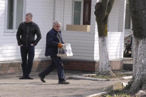 Поліція проводила обшук на Калуському пивзаводі (ВІДЕО)