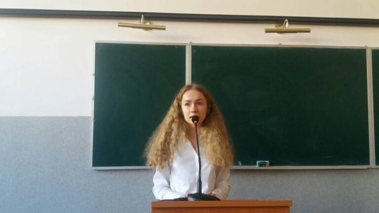 Франківські школярі розповіли у наукових працях про вимушених біженців (ФОТО)