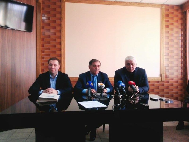 У квітні майже 5 тисяч прикарпатських вступників спробують тести ЗНО