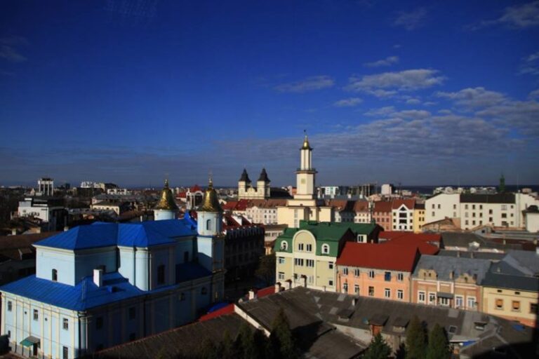 Світлини міста із вікон “Білого дому” опублікував франківець (ФОТО)