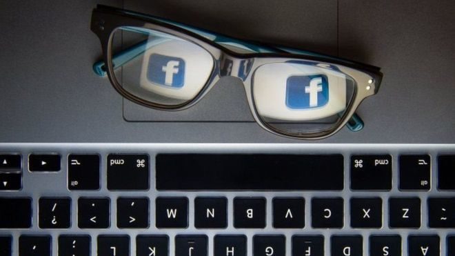 Facebook боротиметься з “порнопомстою”