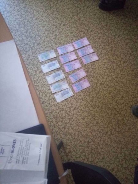 “Ми висловлюємо підтримку Патріоту”, –  громадська рада обласної лікарні про хірурга, якого затримали за хабар