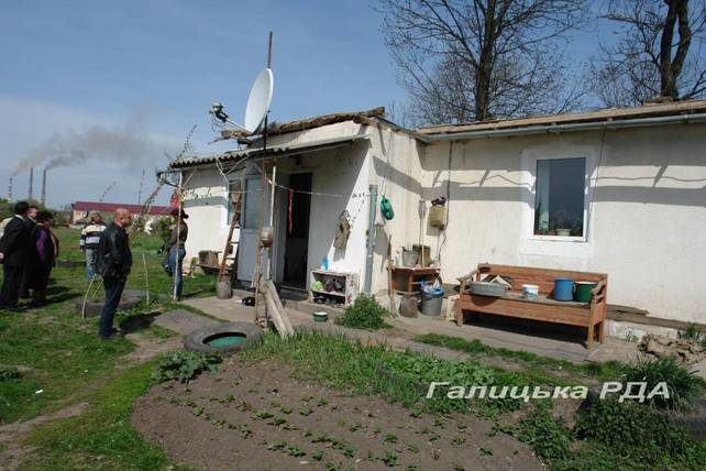 Виділили кошти на ремонт пошкодженого вогнем житла у Галицькому районі