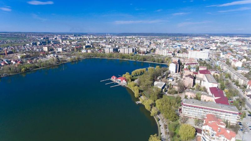 Обласний центр – у трійці найбільш прозорих міст України